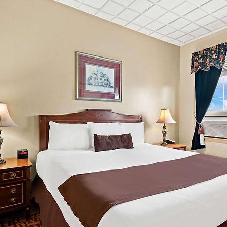 Genetti Hotel, Surestay Collection By Best Western Уильямспорт Экстерьер фото